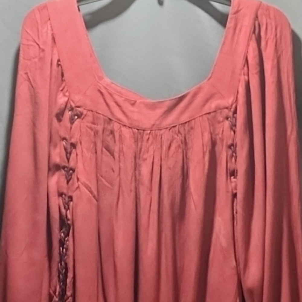 Womens L Jessica Simpson Burgendy Pleated Bohemian Style Shirt